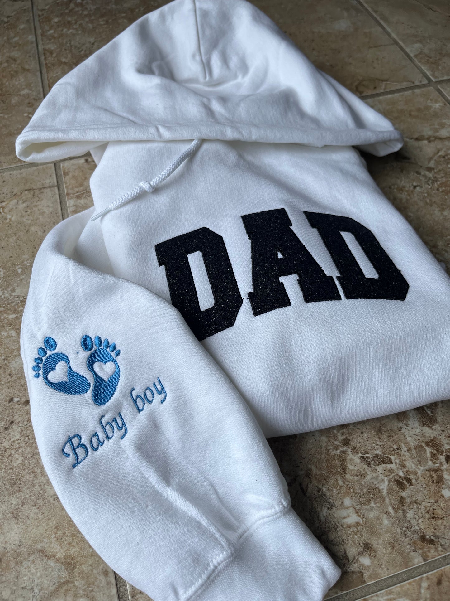 Hoodie “MAMA” & “DAD” – Édition spéciale Baby Boy/Girl