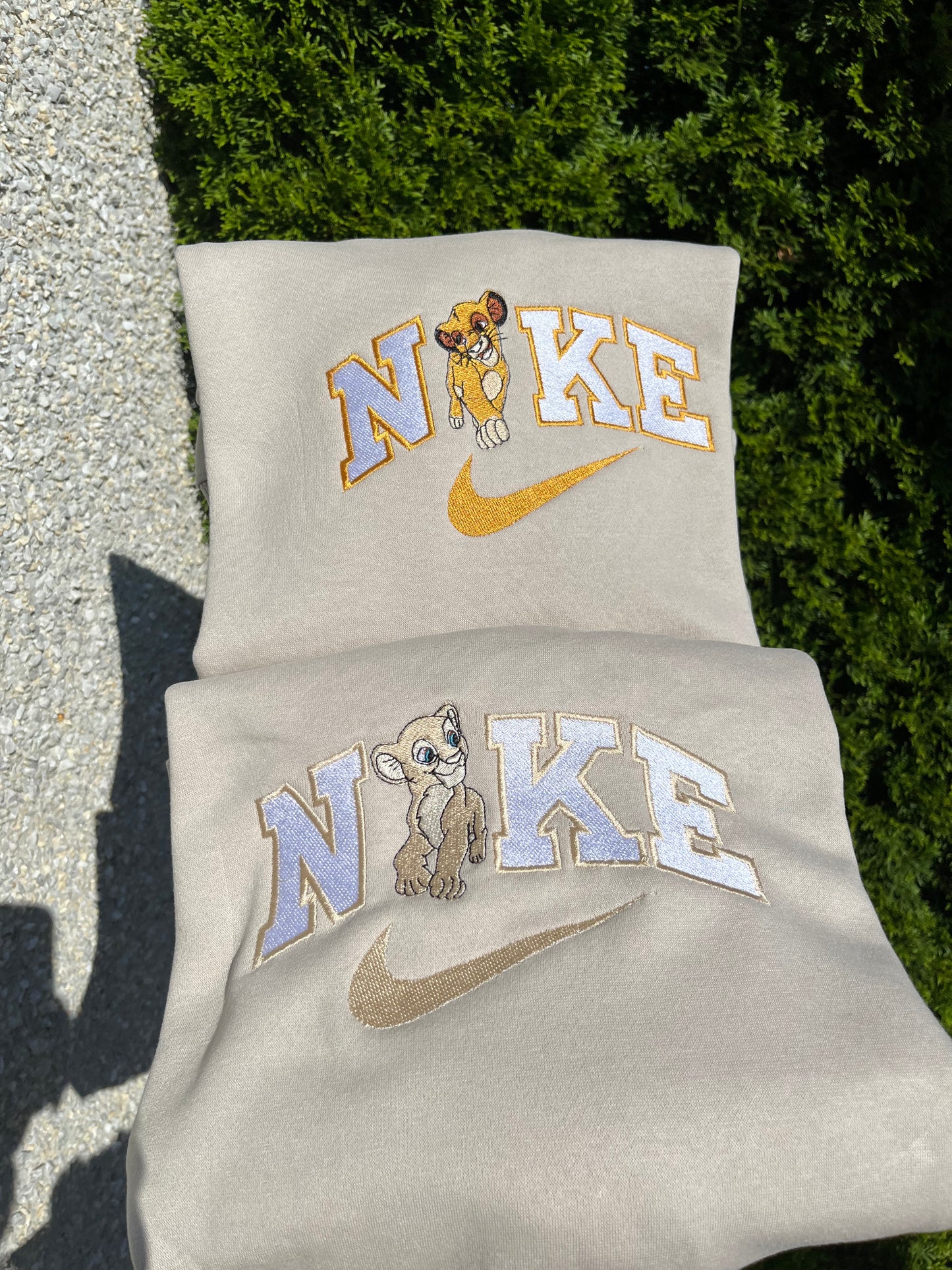 Simba et Nala crewneck