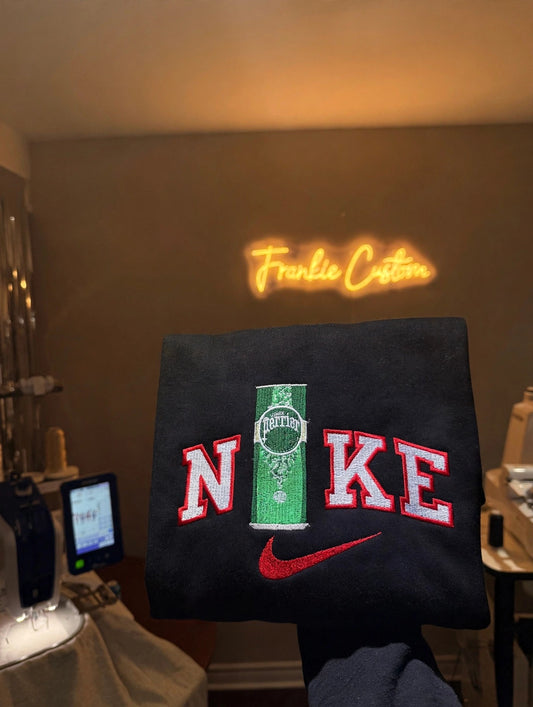 Chandail brodé Perrier – Crewneck ou hoodie